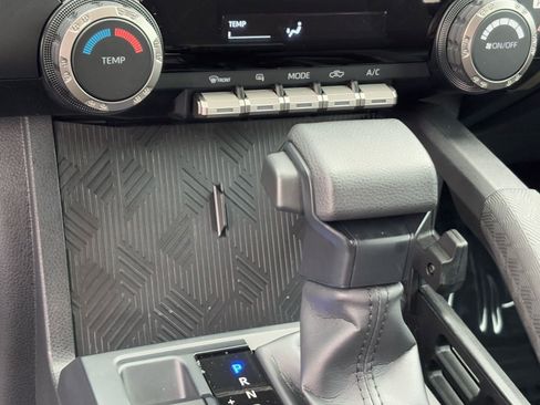 Certified 2025 Toyota Tacoma SR5 image 27