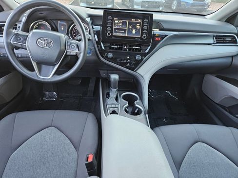 Used 2022 Toyota Camry LE image 15