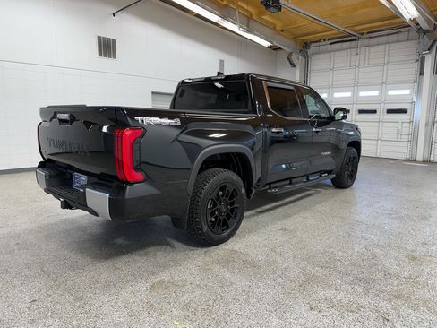 Used 2023 Toyota Tundra Limited w/ TRD Off-Road Package AWD/4WD image 4
