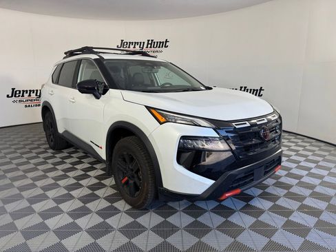 Used 2025 Nissan Rogue SV w/ Rock Creek Premium Package AWD/4WD image 6