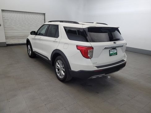 Used 2020 Ford Explorer XLT w/ Equipment Group 202A image 5