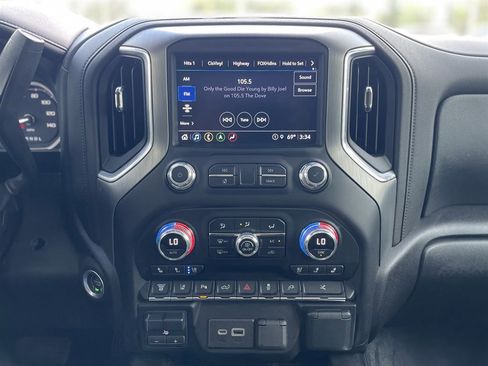 Used 2022 GMC Sierra 3500 Denali w/ Denali Ultimate Package image 32