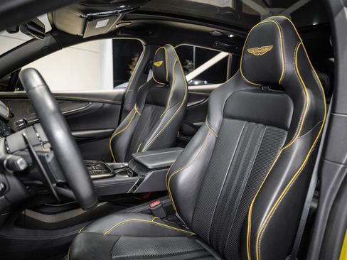 Used 2025 Aston Martin DBX 707 image 12