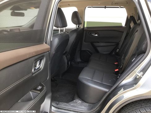 Used 2023 Nissan Rogue SV w/ SV Premium B Package FWD image 9