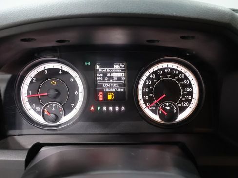 Used 2016 RAM 1500 Express AWD/4WD image 36