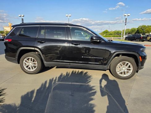 Used 2023 Jeep Grand Cherokee L Laredo AWD/4WD image 3