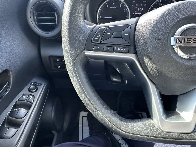 Used 2021 Nissan Kicks S FWD image 15
