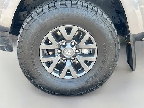Used 2023 Toyota Tacoma SR5 image 28
