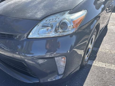 Used 2012 Toyota Prius One image 9