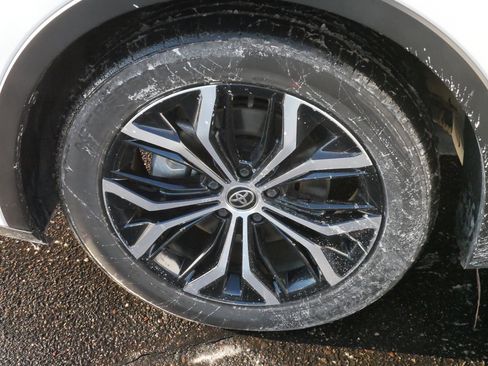 Used 2024 Toyota Crown XLE image 15