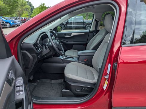 Certified 2022 Ford Escape SE w/ Convenience Package FWD image 12