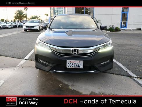 Used 2016 Honda Accord Sport image 2