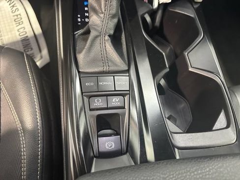 Used 2025 Toyota Camry LE FWD image 14