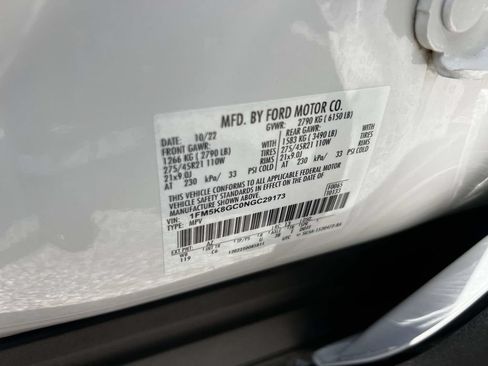 Used 2022 Ford Explorer ST w/ Equipment Group 401A AWD/4WD image 18