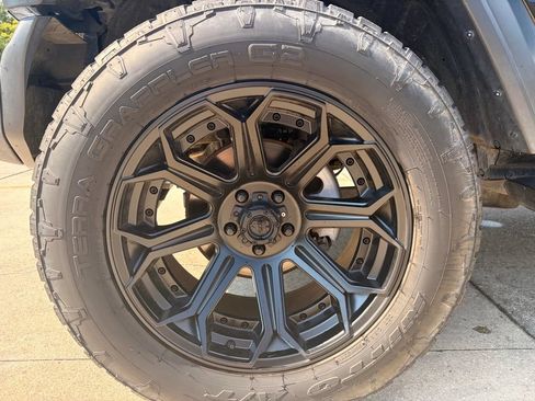 Used 2019 Jeep Wrangler Unlimited Sport S AWD/4WD image 11