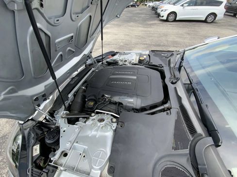 Used 2015 Jaguar F-TYPE Coupe RWD image 18