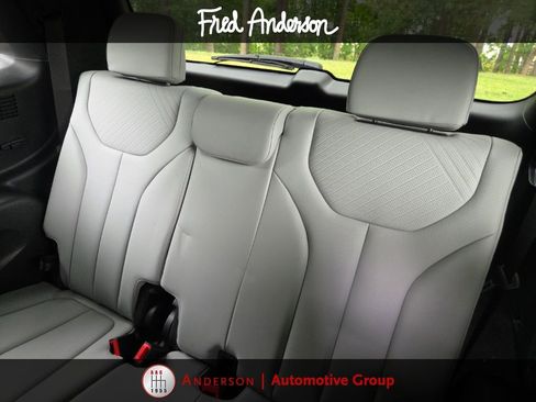 Used 2024 Hyundai Palisade SEL AWD/4WD image 9