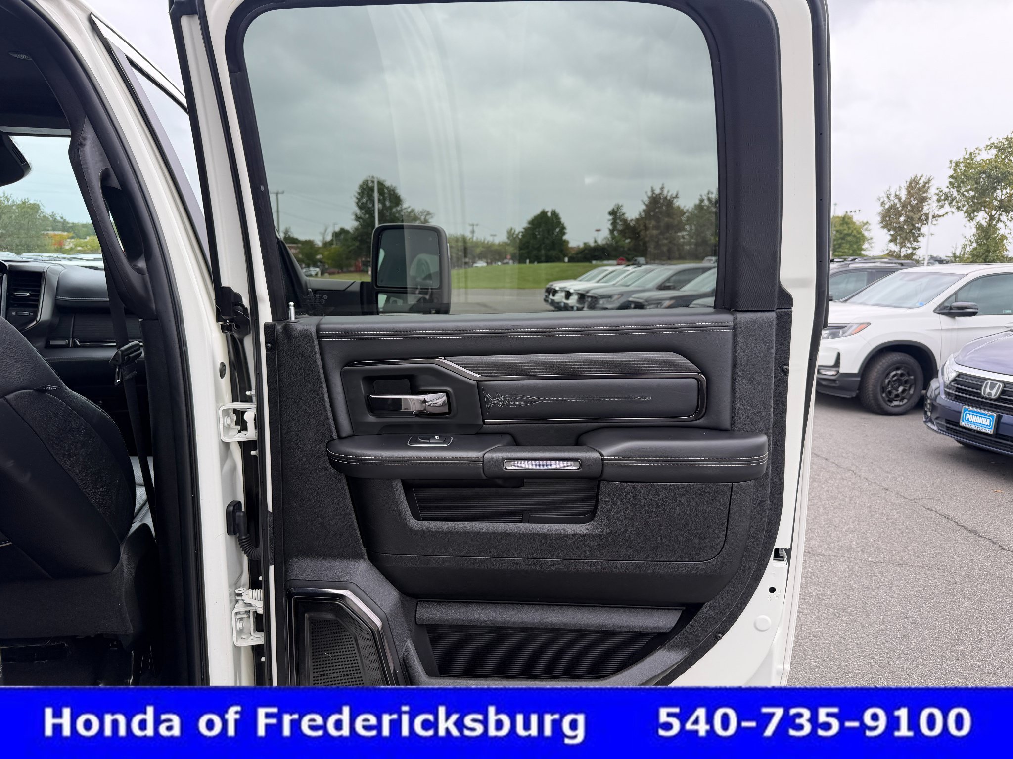 Used 2023 RAM 2500 Limited AWD/4WD image 15