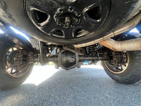 Used 2013 RAM 3500 Tradesman w/ Chrome Appearance Group AWD/4WD image 9