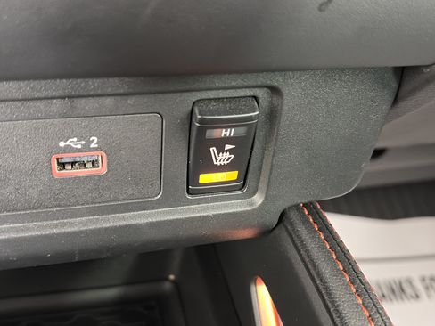 Used 2023 Nissan Frontier PRO-4X w/ Pro Convenience Package AWD/4WD image 23