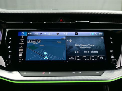 Used 2024 Jeep Wagoneer Launch Edition image 19