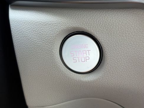 New 2026 Kia Sorento S w/ S Panoramic Sunroof Package FWD image 29