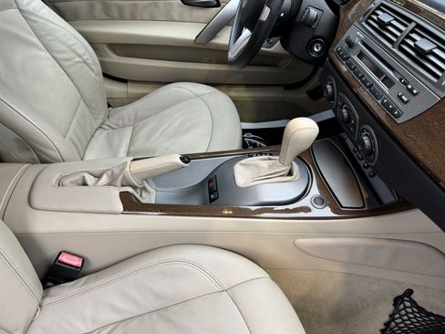 Used 2003 BMW Z4 2.5i image 21