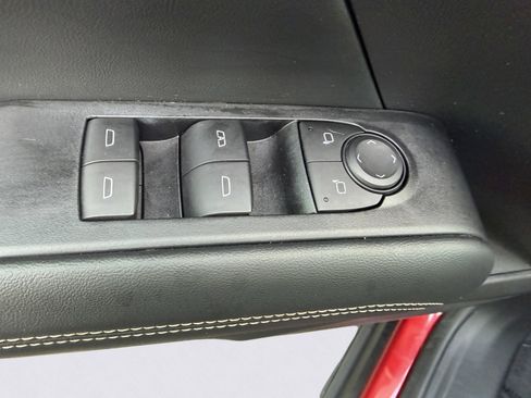 Used 2025 GMC Terrain Elevation w/ Elevation Premium Package AWD/4WD image 31