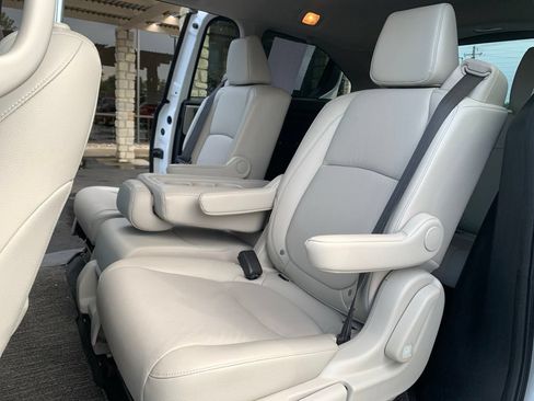 Used 2025 Honda Odyssey EX-L image 31