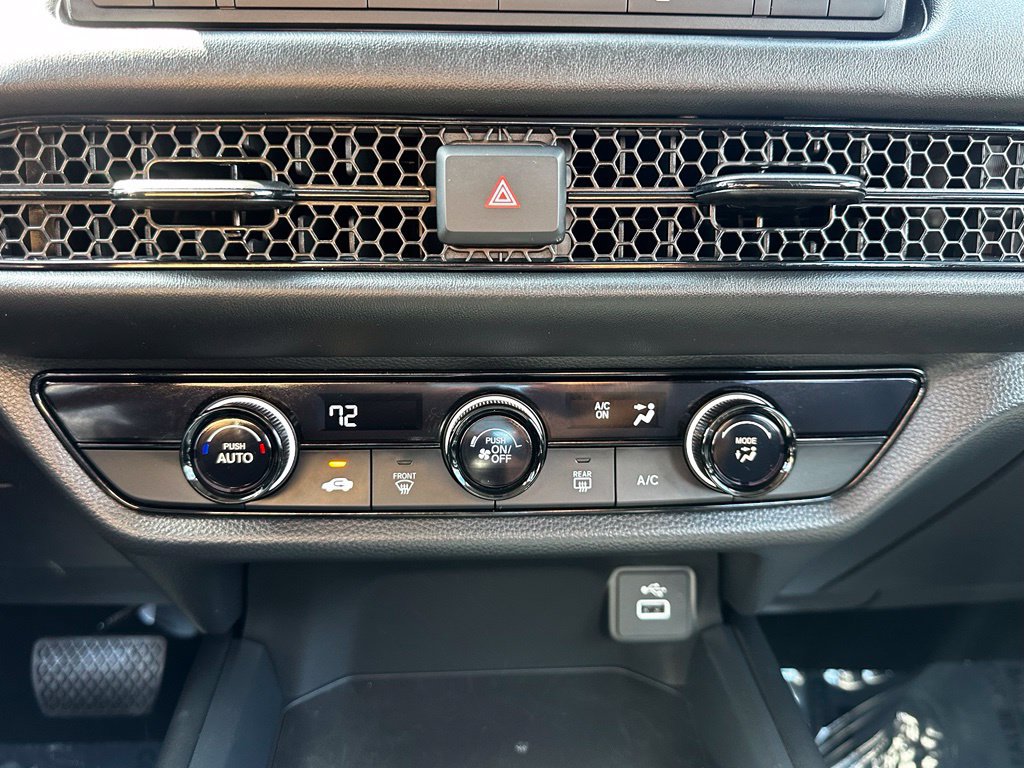 Certified 2025 Honda HR-V LX image 27