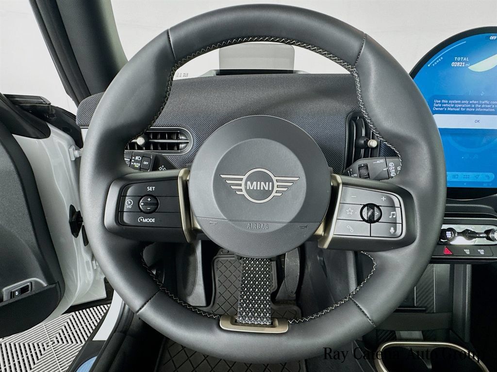 Used 2026 MINI Cooper 2-Door Hardtop FWD image 10