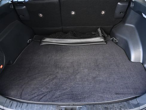 Used 2021 Toyota RAV4 Limited image 32