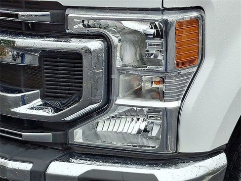 Used 2022 Ford F350 XLT w/ XLT Value Package image 9