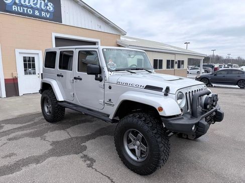 Used 2012 Jeep Wrangler Unlimited Rubicon w/ Dual Top Group image 4