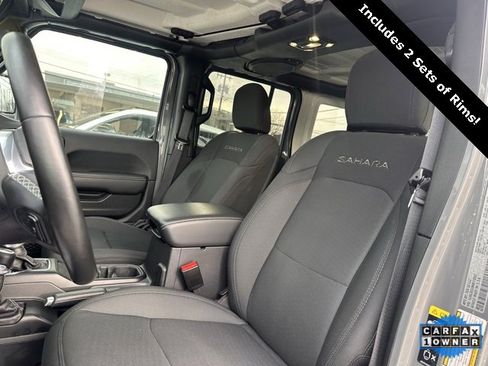 Used 2022 Jeep Wrangler Unlimited Sahara w/ Cold Weather Group image 17