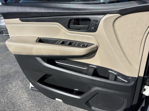 Used 2020 Honda Odyssey EX-L image 14