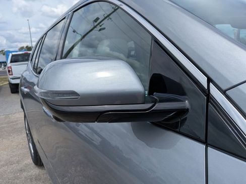 New 2026 Buick Enclave Avenir FWD image 11