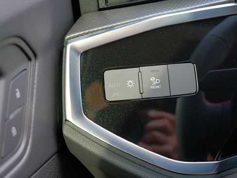 New 2025 Audi Q3 2.0T Premium Plus image 22