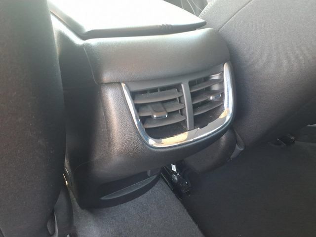 Used 2024 Chevrolet Malibu LT FWD image 10