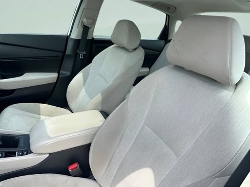 Used 2023 Honda Accord EX image 12
