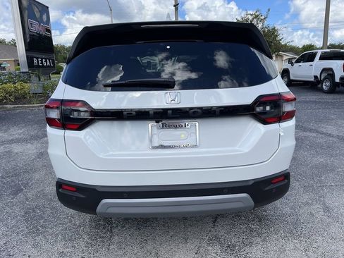 New 2025 Honda Pilot EX-L image 4