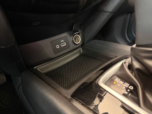 Used 2020 Nissan Rogue S FWD image 20