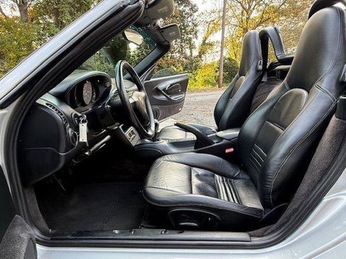 Used 2001 Porsche Boxster RWD image 5