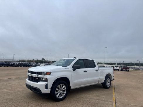 Used 2022 Chevrolet Silverado 1500 Custom AWD/4WD image 9