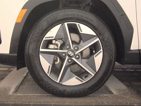 Used 2025 Hyundai Tucson SEL FWD image 13