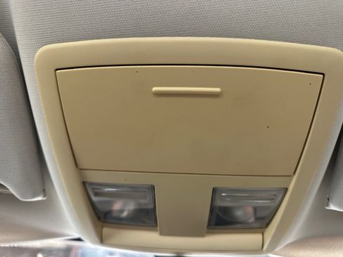 Used 2009 Chrysler 300 LX RWD image 19