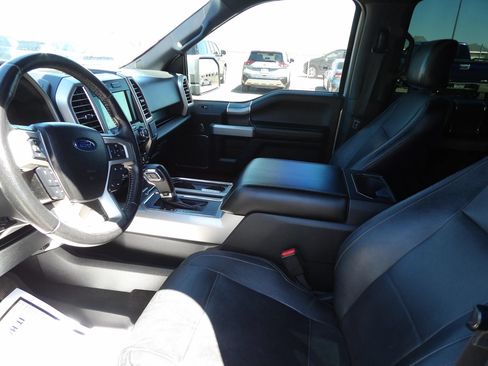 Used 2015 Ford F150 Lariat AWD/4WD image 9