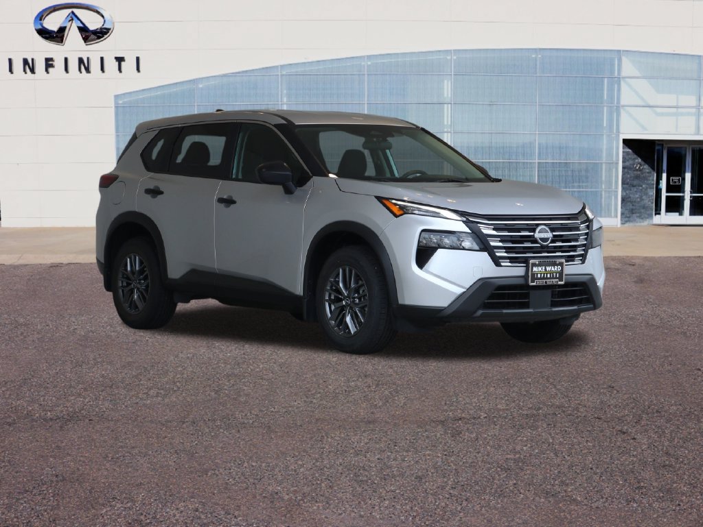 Used 2024 Nissan Rogue S AWD/4WD image 49