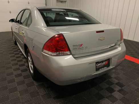 Used 2011 Chevrolet Impala LT image 14