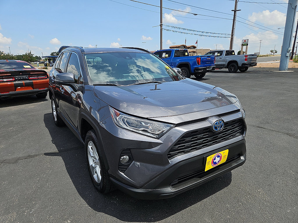 Certified 2021 Toyota RAV4 XLE w/ Convenience Package AWD/4WD image 7